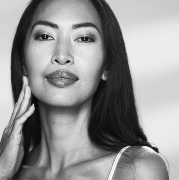 pittsburgh plastic surgery model with hand on cheek